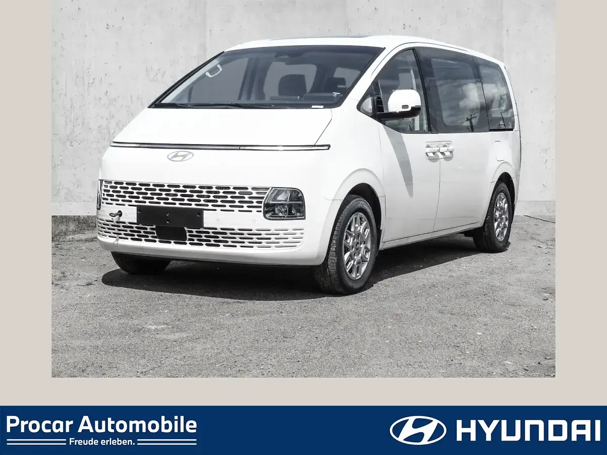 Neu Hyundai Staria Trend 224 PS (164 kW) 2026 Weiß Van / Kleinbus