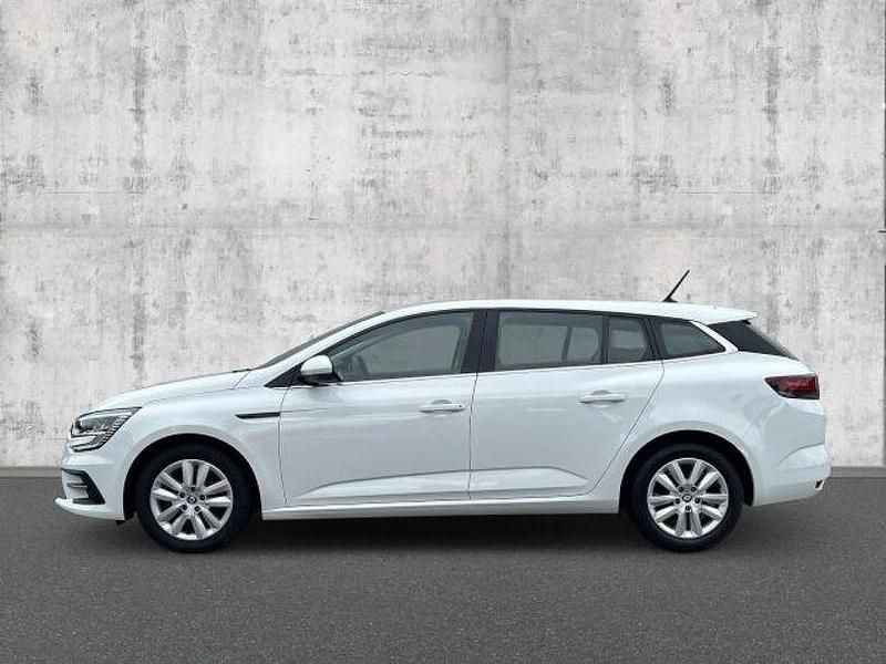 Gebraucht Renault Mégane IV Equilibre 116 PS (85 kW) 2022 Weiß Limousine