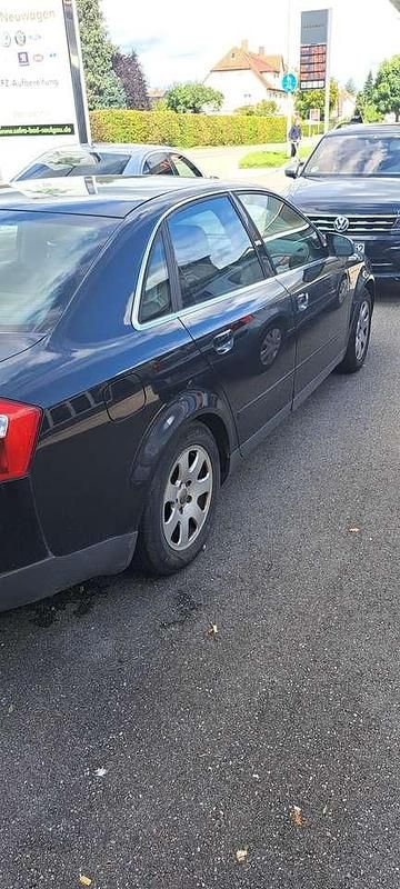 Schwarzmet Gebraucht 2002 Audi A4 Limousine | 980 € (Superpreis) - Bild 1/4