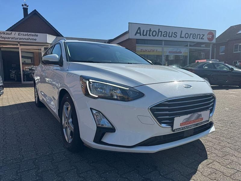 Gebraucht Ford Focus Cool & Connect 120 PS (88 kW) 2019 Weiß Kombi