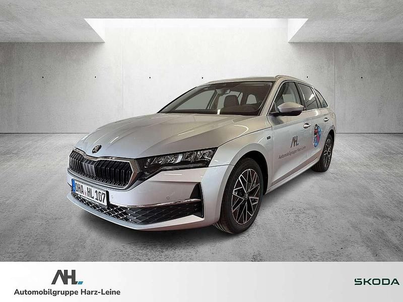 Silber Gebraucht 2025 Skoda Octavia Kombi | 34.769 € (Fairer Preis) - Bild 1/4