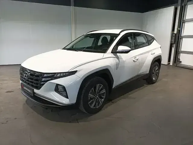 Gebraucht Hyundai Tucson Select 150 PS (110 kW) 2024 Weiß SUV