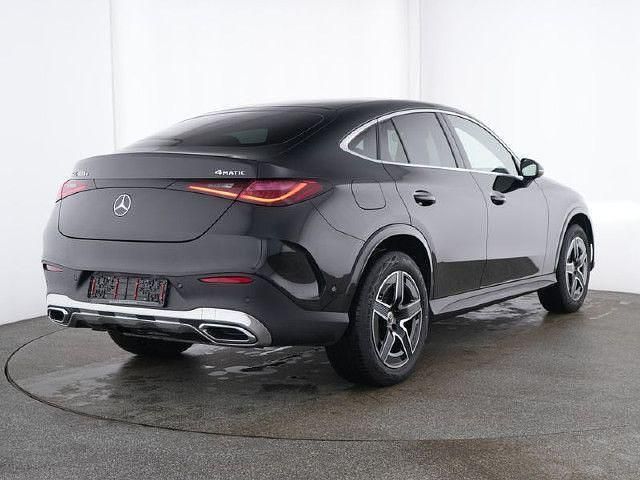 Gebraucht 2024 Mercedes GLC300e | 71.070 € - Bild 1/4