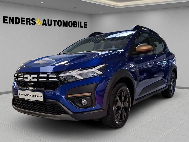 Blau Gebraucht 2024 Dacia Sandero Expression Kleinwagen | 19.980 € (Teuer) - Bild 1/4