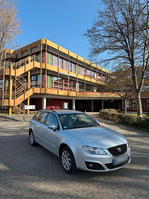 Gebraucht Seat Exeo Ecomotive 143 PS (105 kW) 2012 Silber Kombi