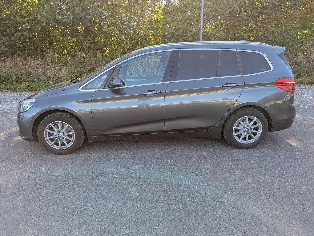 Gebraucht BMW 218 150 PS (110 kW) 2017 Grau Kombi