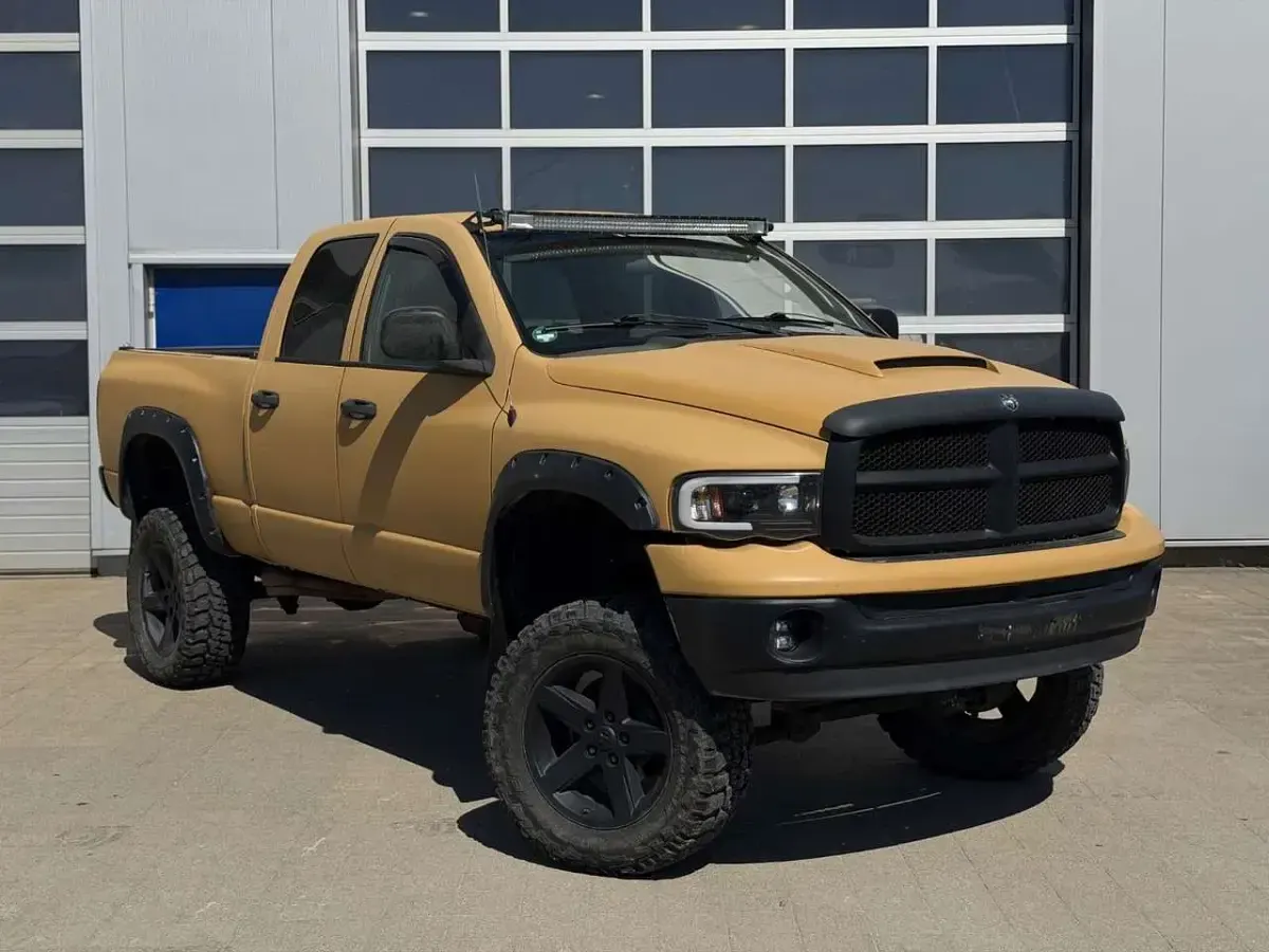 Używany Dodge Ram 345 KM (253 kW) 2009 Brązowy Pickup