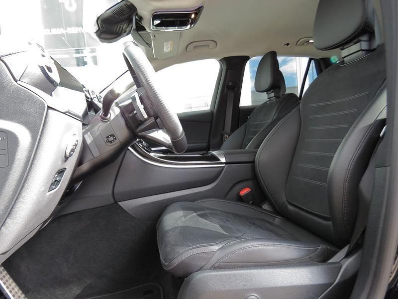 Gebraucht Mercedes GLC220 AMG line 197 PS (144 kW) 2024 Schwarz SUV
