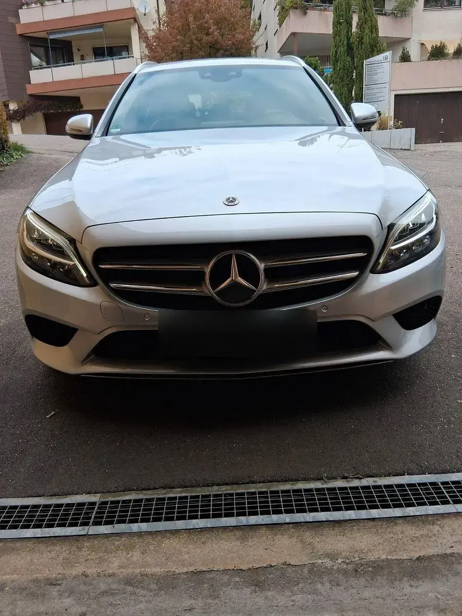 Gebraucht Mercedes C200 Avantgarde 184 PS (135 kW) 2021 Silber Kombi