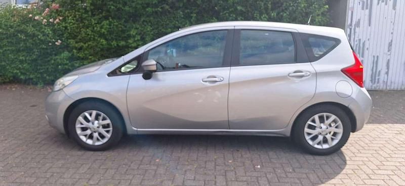 Silber Gebraucht 2013 Nissan Note Van / Kleinbus | 3.499 € (Fairer Preis) - Bild 1/4