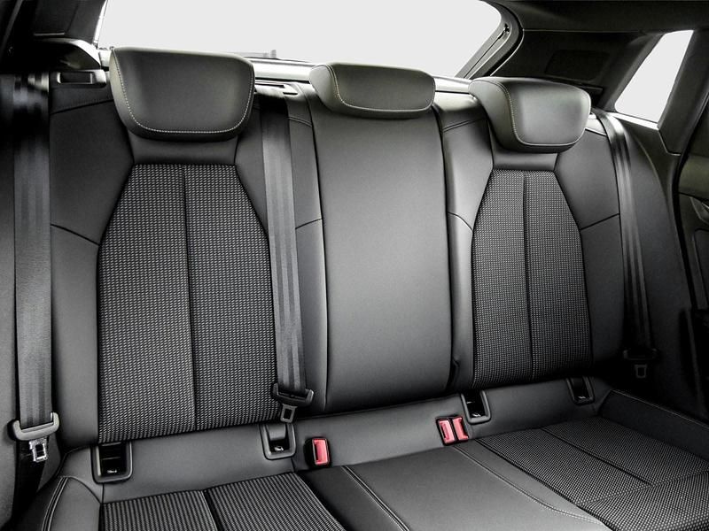 Gebraucht Audi A3 S-Line 204 PS (150 kW) 2022 Mythosschwarz metallic Limousine