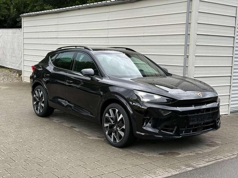 Midnight schwarz metallic Neu 2025 Cupra Formentor VZ SUV | 40.440 € (Guter Preis) - Bild 1/4