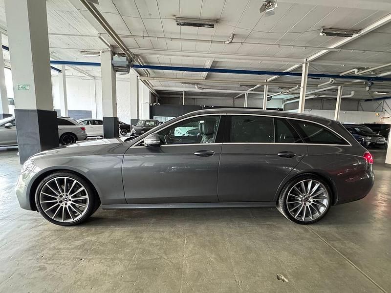 Second-hand Mercedes E250 AMG line 211 CP (155 kW) 2018 Gri Break