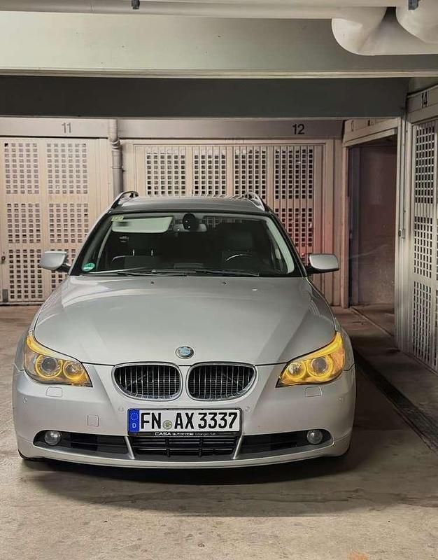 Second-hand BMW 525 177 CP (130 kW) 2006 Argintiu Break
