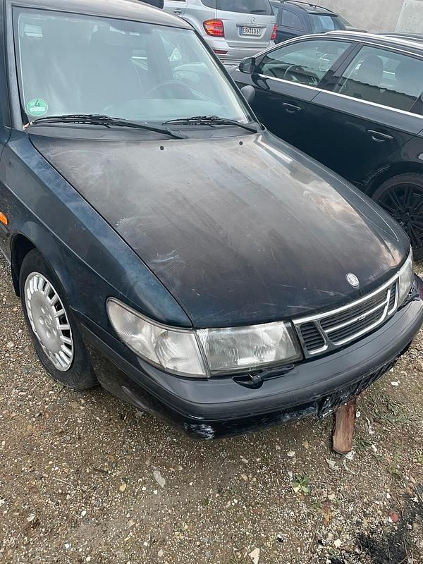 Schwarz Gebraucht 1994 Saab 900 Limousine | 1.000 € - Bild 1/4