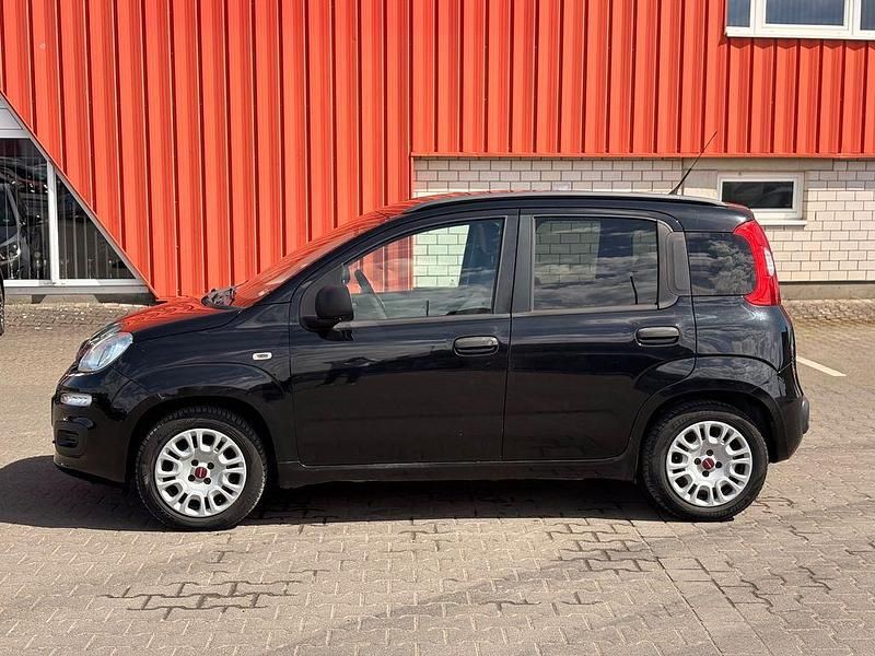 Gebraucht Fiat Panda Pop 69 PS (50 kW) 2014 Schwarz Kleinwagen