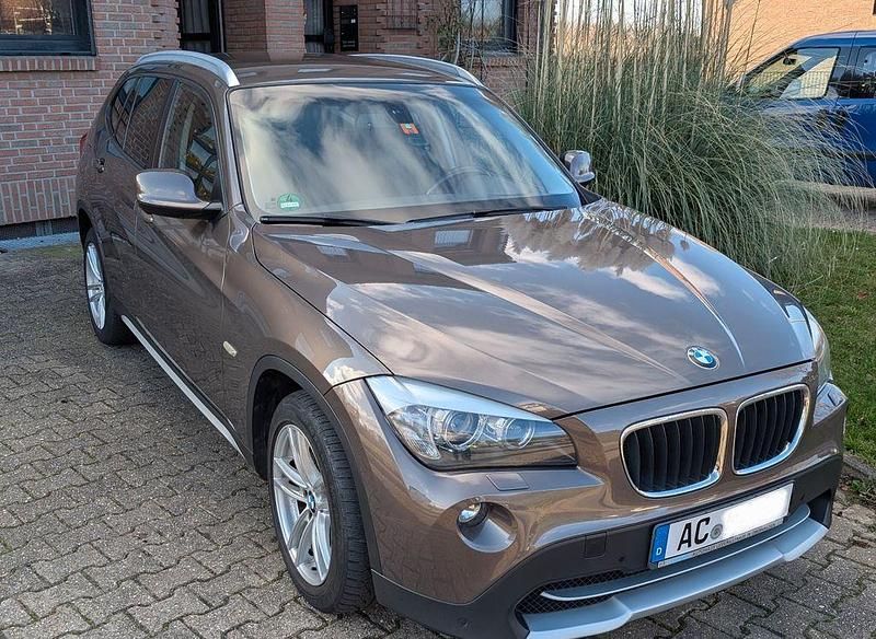 Gebraucht BMW X1 184 PS (135 kW) 2011 Schwarz SUV