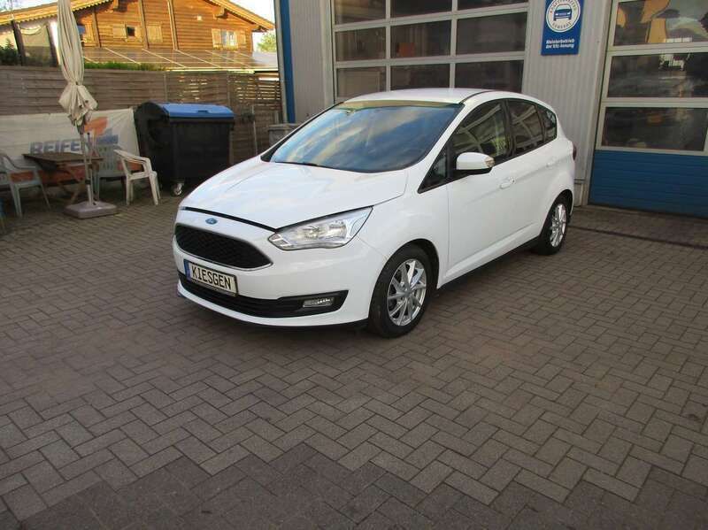 Weiß Gebraucht 2016 Ford C-MAX Trend Van / Kleinbus | 8.499 € (Etwas zu teuer) - Bild 1/4