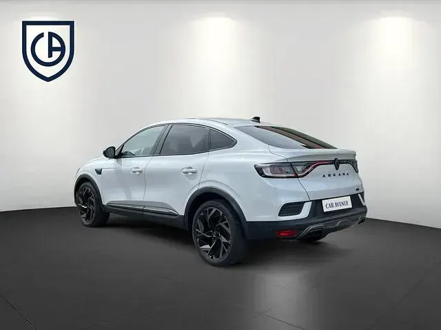 Gebraucht Renault Arkana Esprit Alpine 143 PS (105 kW) 2024 Weiß schwarz SUV