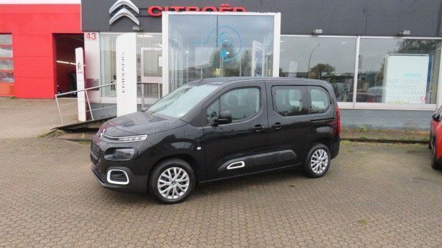Schwarz Gebraucht 2021 Citroën Berlingo Feel Van / Kleinbus | 20.900 € (Etwas zu teuer) - Bild 1/4