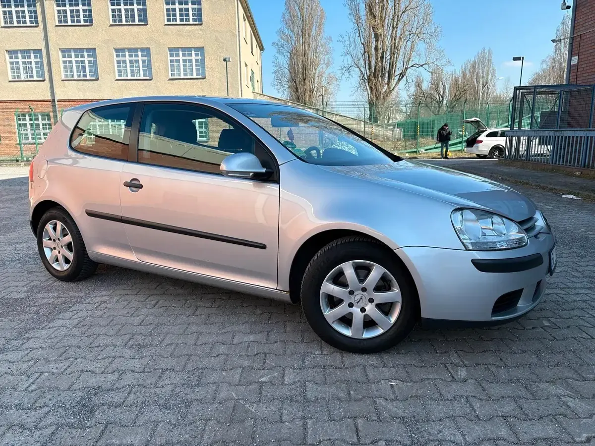 Gebraucht VW Golf 75 PS (55 kW) 2005 Grau Coupé