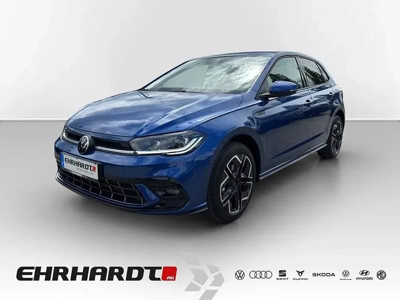 Blau Neu 2025 VW Polo R-line Limousine | 30.889 € (Etwas zu teuer) - Bild 1/3