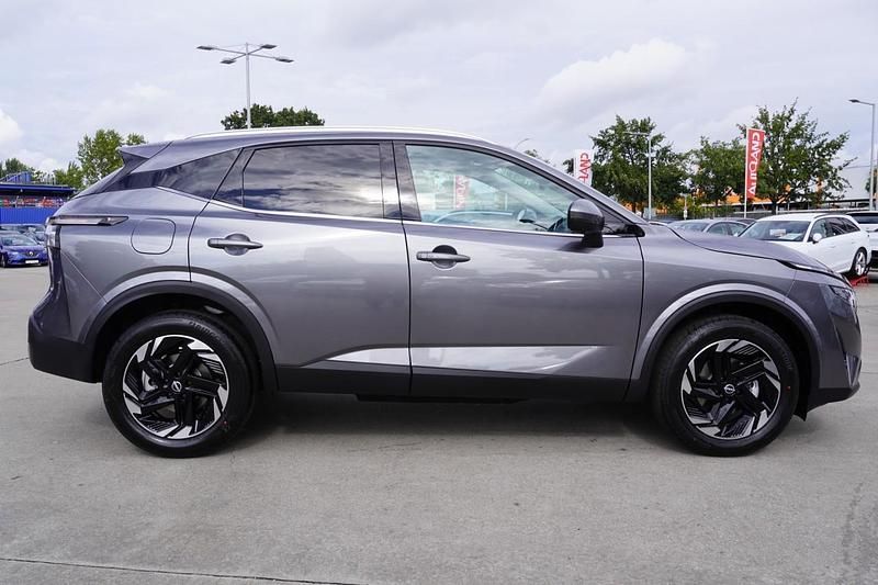 Neu Nissan Qashqai N-Connecta 158 PS (116 kW) 2025 Andere SUV
