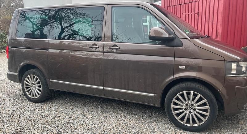 Usata VW T5 2010 Marrone Furgone