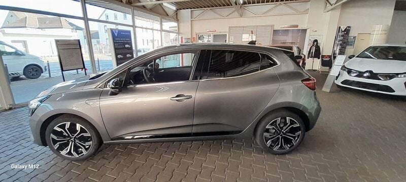 Neu Mitsubishi Colt Select 91 PS (66 kW) 2025 Grau Limousine