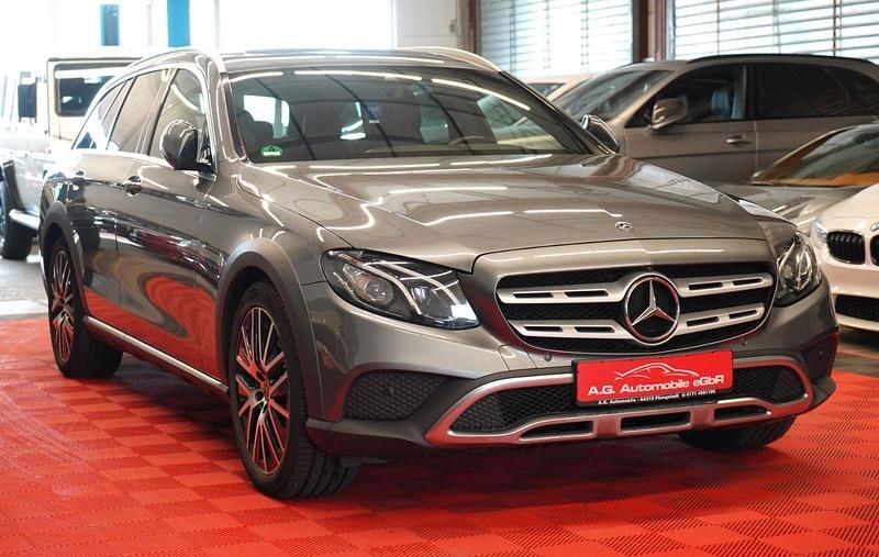 Gebraucht Mercedes E220 All-Terrain 194 PS (142 kW) 2017 Grau Kombi