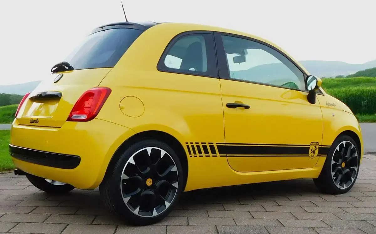 Gebraucht Fiat 500 Abarth 86 PS (63 kW) 2011 Gelb Kleinwagen