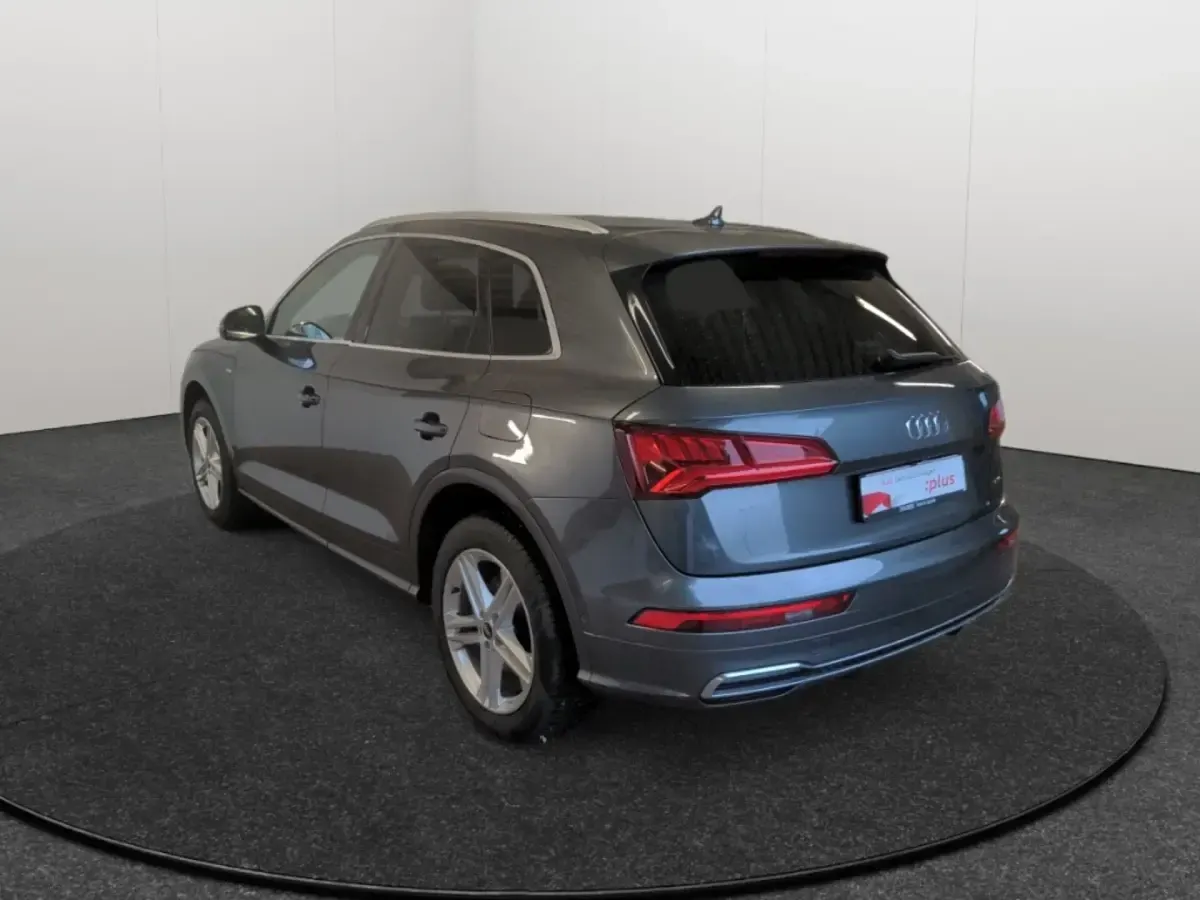 Gebraucht Audi Q5 Sport 299 PS (219 kW) 2020 Grau SUV