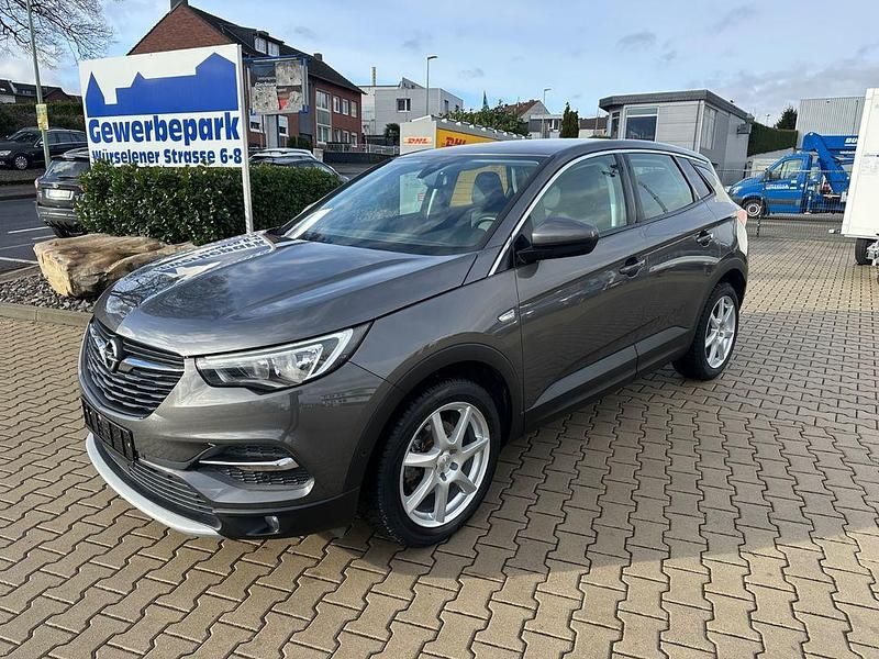 Mondstein grau/e:vulkan grau Gebraucht 2019 Opel Grandland X Innovation SUV | 11.990 € (Guter Preis) - Bild 1/4