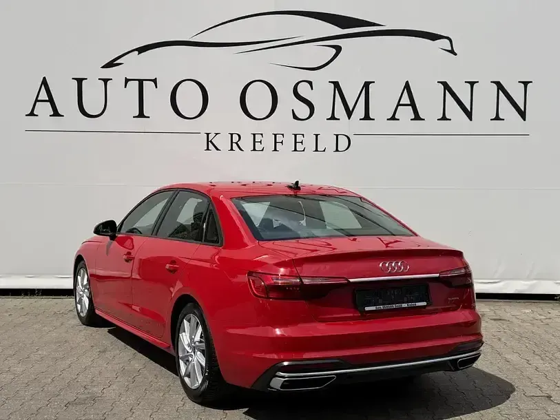 Gebraucht Audi A4 Advanced Plus 204 PS (150 kW) 2022 Tangorot metallic Limousine