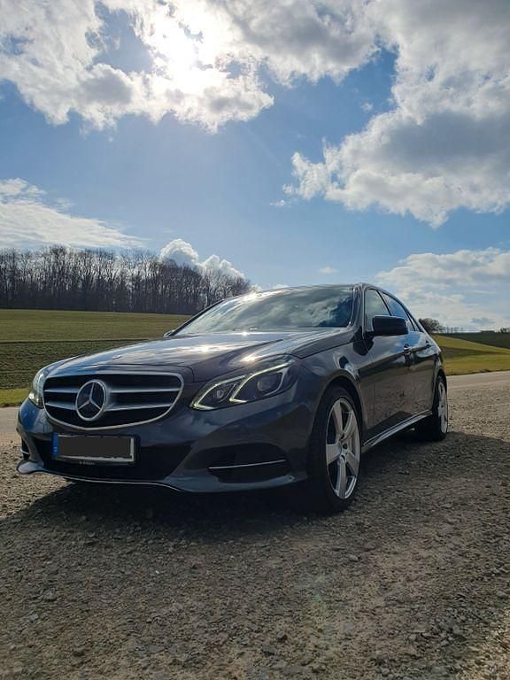 Gebraucht Mercedes E350 Edition 258 PS (189 kW) 2015 Grau Limousine
