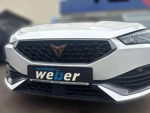 Gebraucht Cupra Leon 300 PS (220 kW) 2024 Weiß