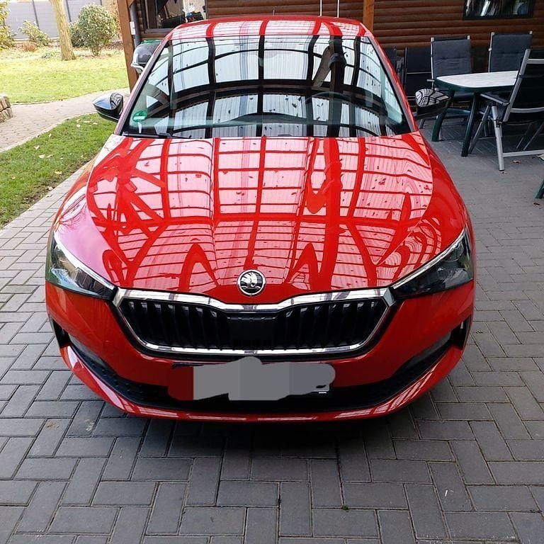 Gebraucht Skoda Scala Style 150 PS (110 kW) 2019 Rot Kleinwagen