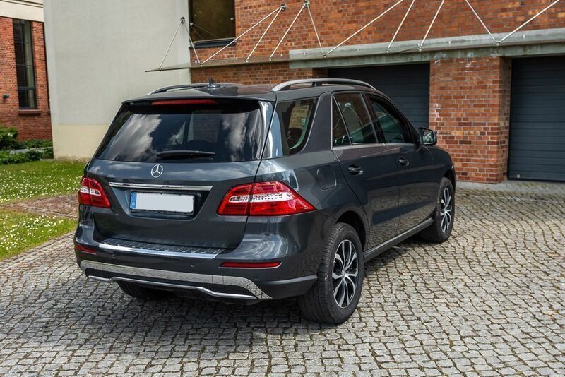 Gebraucht Mercedes ML250 204 PS (150 kW) 2014 Grau SUV