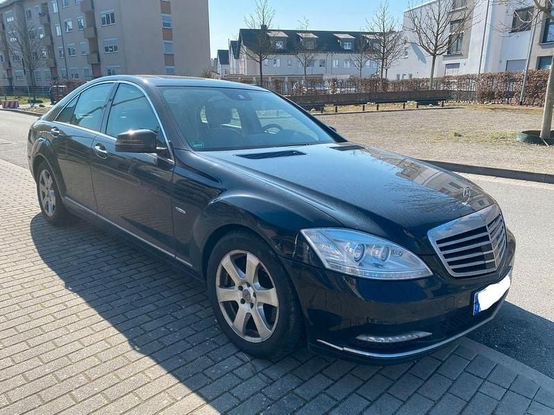 Gebraucht Mercedes S350 258 PS (189 kW) 2012 Schwarz Limousine