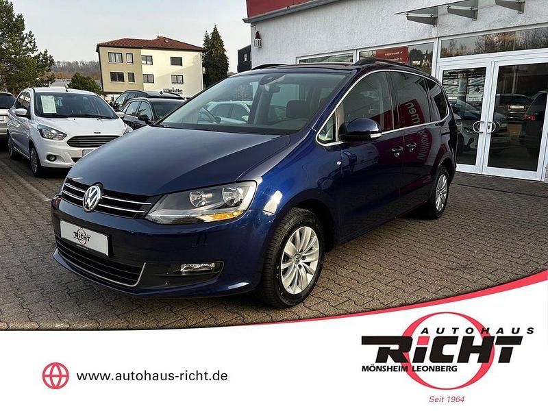 Gebraucht VW Sharan 150 PS (110 kW) 2019 Blau Van / Kleinbus