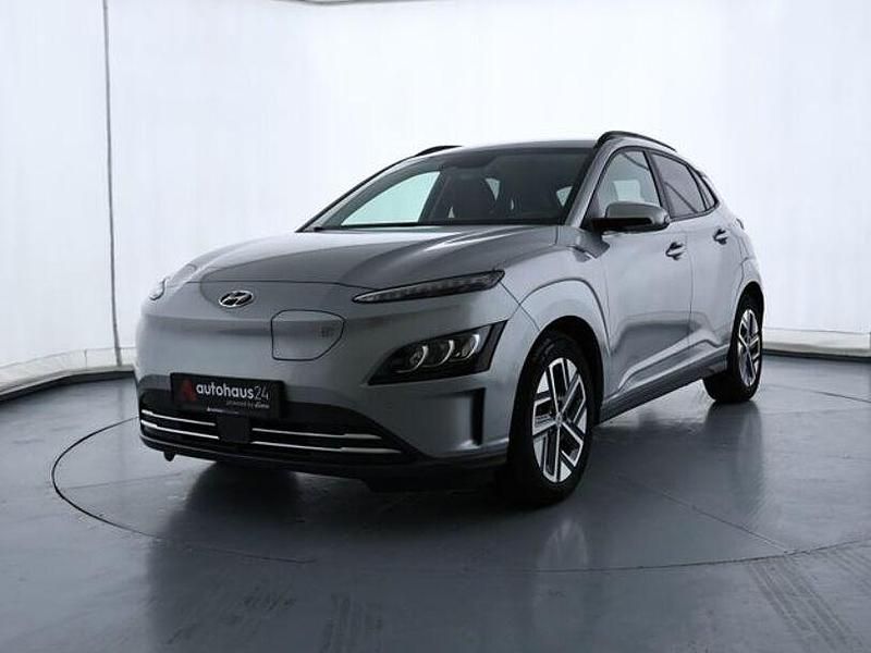 Gebraucht Hyundai Kona Trend 150 kW (204 PS) 2021 Silber SUV