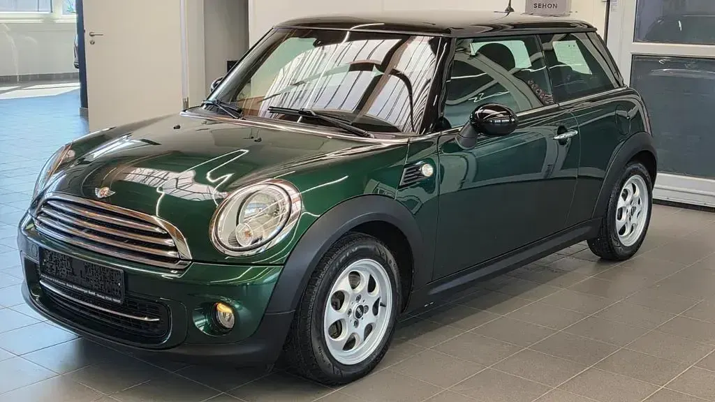 Usata Mini Cooper 122 CV (89 kW) 2012 Verde Utilitaria