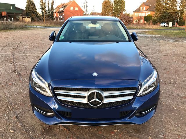 Gebraucht Mercedes C220 231 PS (169 kW) 2014 Blau metallic Limousine