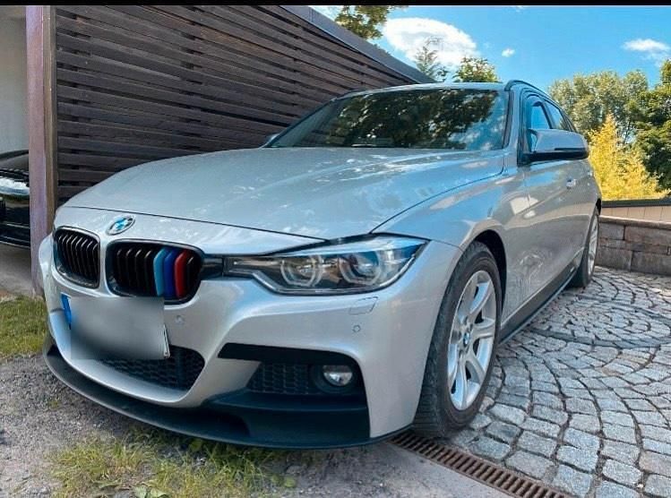 Silber Gebraucht 2016 BMW 320 Kombi | 13.950 € (Fairer Preis) - Bild 1/4