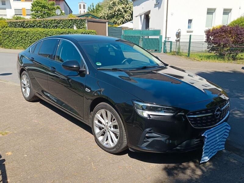 Gebraucht Opel Insignia Elegance 174 PS (127 kW) 2021 Schwarz Limousine