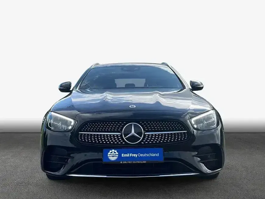Gebraucht Mercedes E220 AMG line 200 PS (147 kW) 2023 Schwarz Kombi
