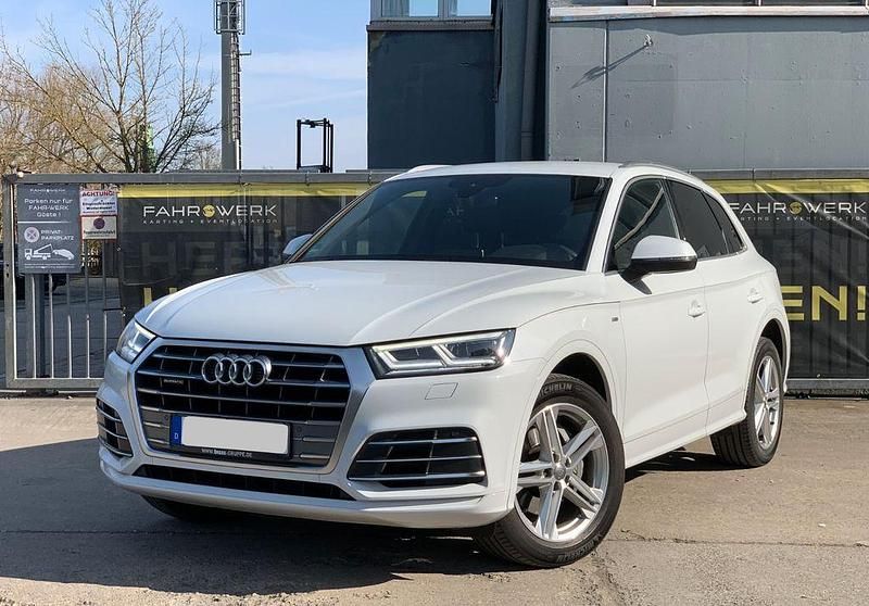 Weiß Gebraucht 2019 Audi Q5 S-Line SUV | 32.800 € (Fairer Preis) - Bild 1/4
