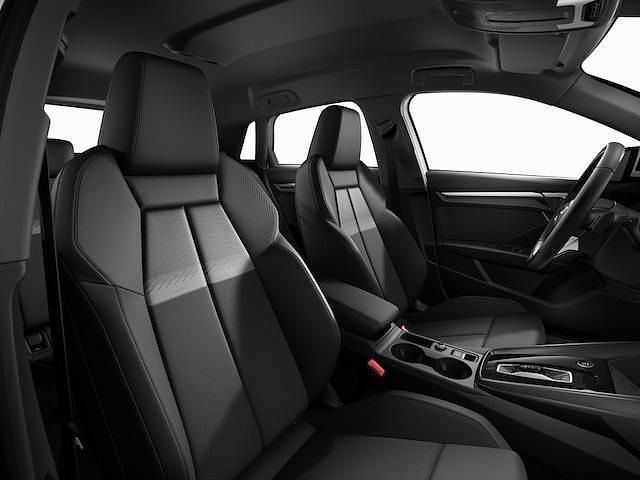 Gebraucht Audi A3 Ambiente 150 PS (110 kW) 2025 Gletscherweiß metallic