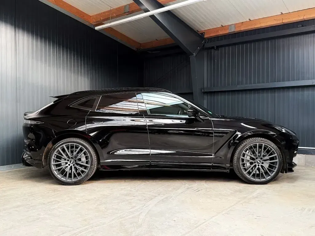Gebraucht Aston Martin DBX 707 707 PS (519 kW) 2023 Schwarz SUV