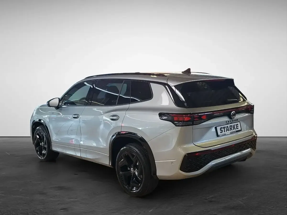 Gebraucht VW Tayron R-line 150 PS (110 kW) 2026 Oyster silver metallic SUV